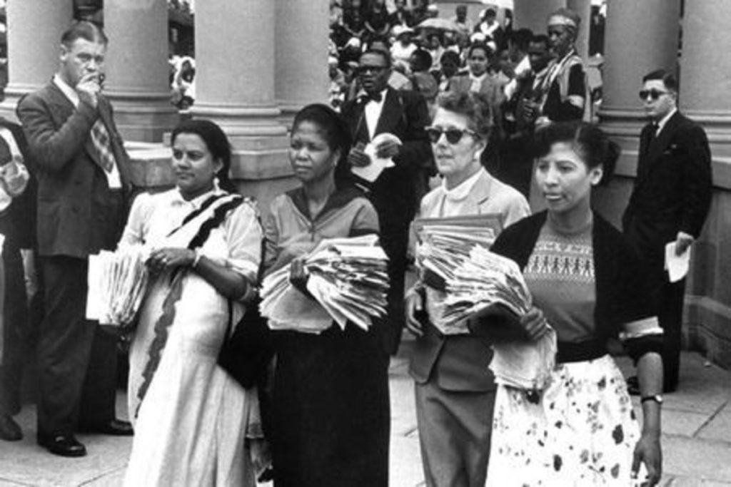 The Five (S)Heroes Who Led the 1956 Women's March